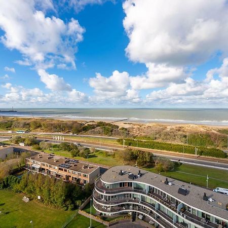 Panoramic & Modern Apartment With Sea View Bredene Exterior photo