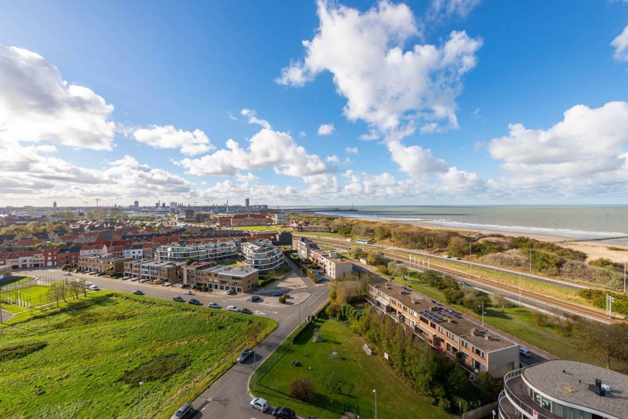Panoramic & Modern Apartment With Sea View Bredene Exterior photo