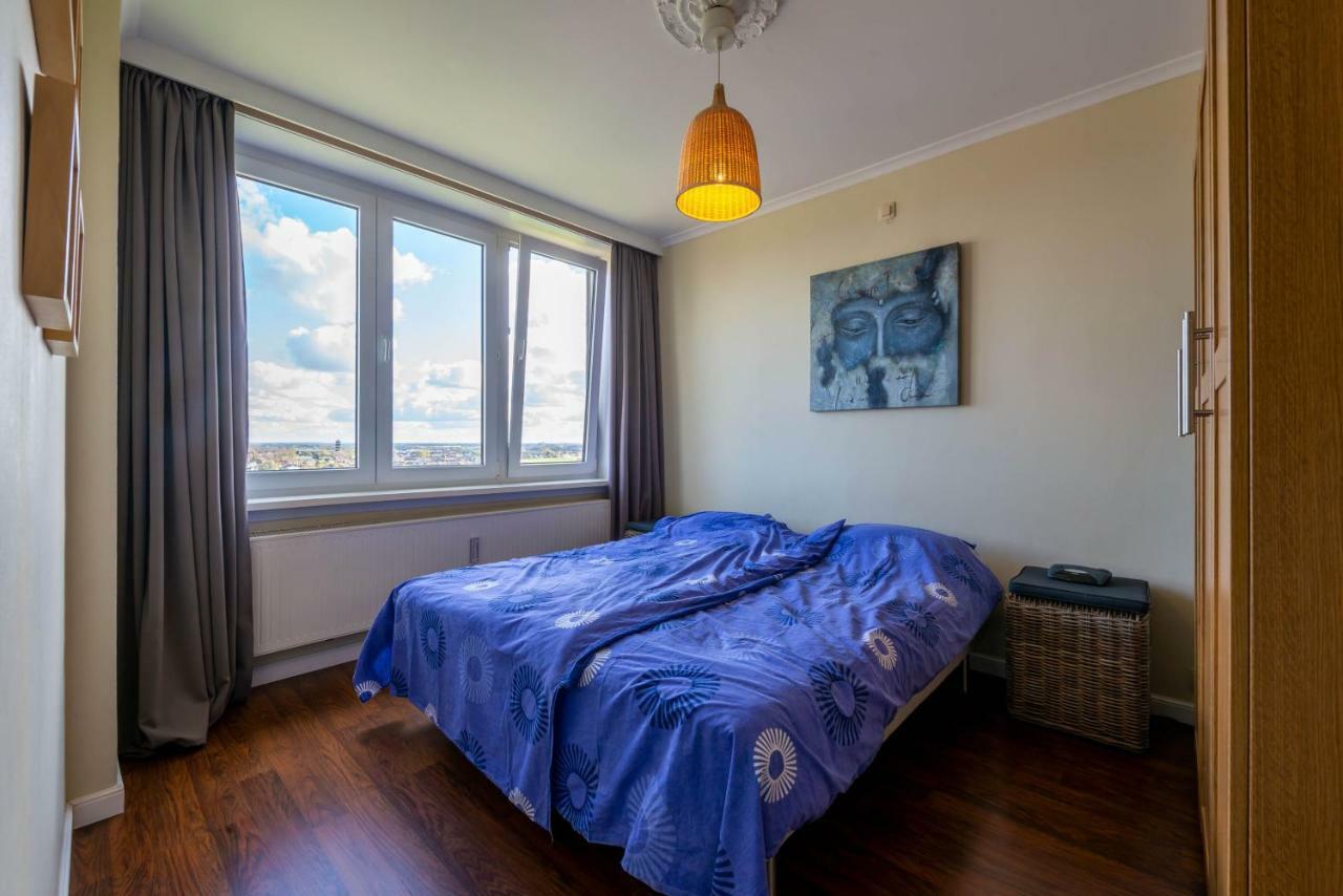Panoramic & Modern Apartment With Sea View Bredene Exterior photo